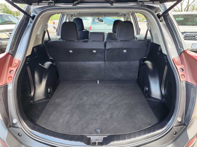 Used 2013 Toyota RAV4 XLE FWD image 14