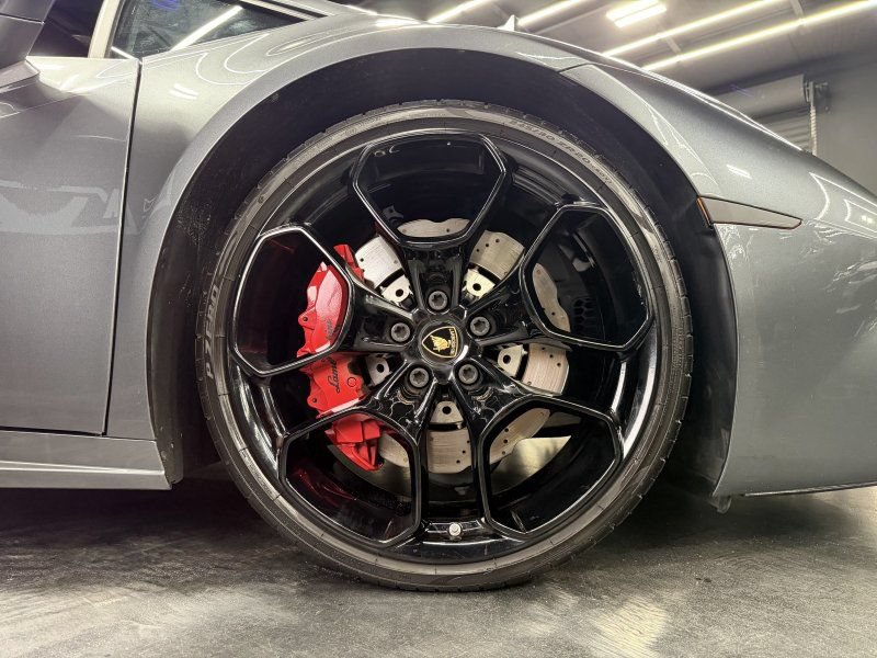 Used 2018 Lamborghini Huracan LP 580-2 RWD image 20