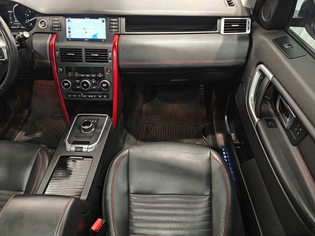 Used 2018 Land Rover Discovery Sport HSE Luxury image 29