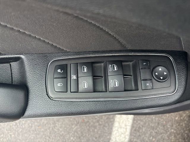 Used 2023 Dodge Charger SXT image 14