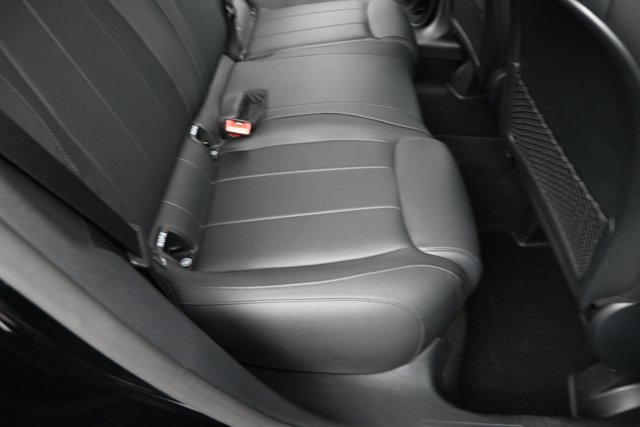 Used 2022 Mercedes-Benz GLA 250 4MATIC image 26