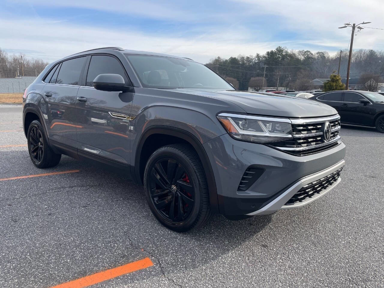Used 2021 Volkswagen Atlas Cross Sport SE image 7