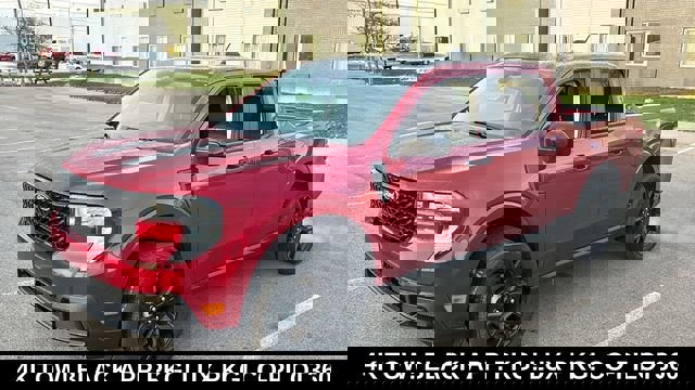 New 2026 Ford Maverick XLT w/ XLT Luxury Package image 3