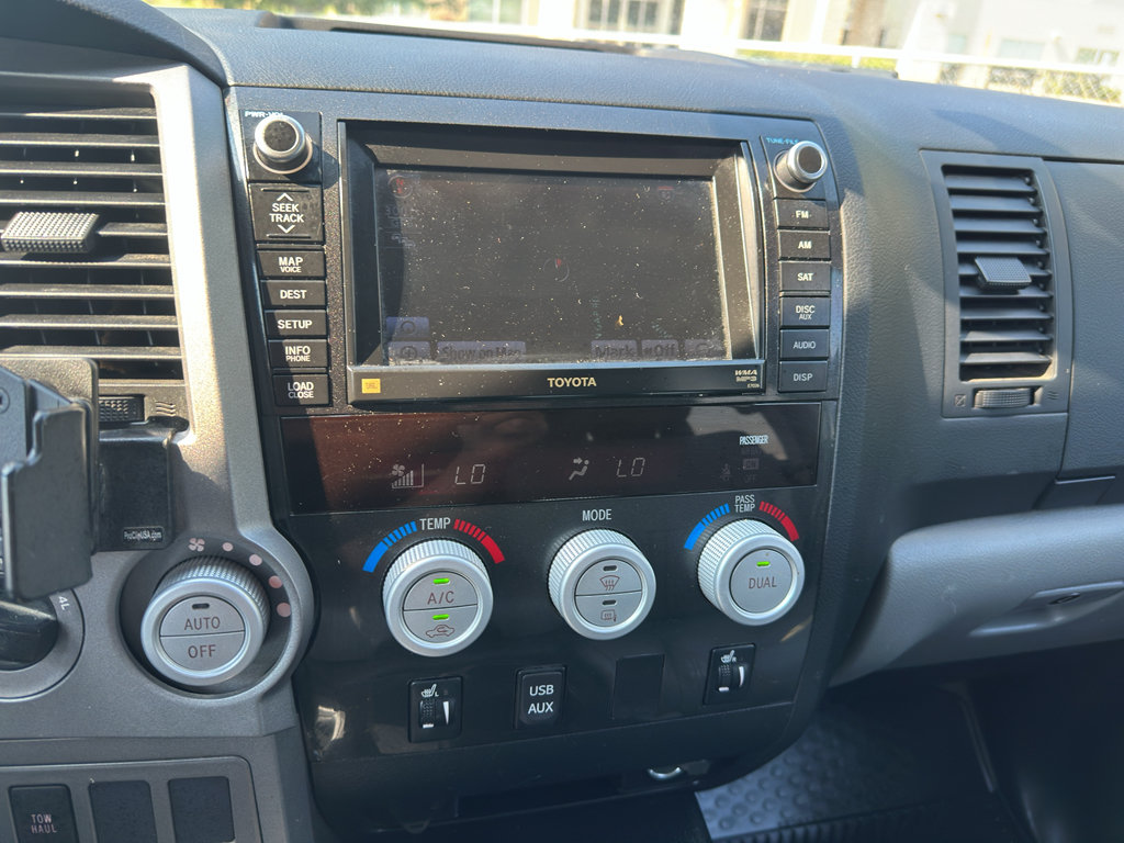 Used 2011 Toyota Tundra Limited w/ Memory Pkg AWD/4WD image 23