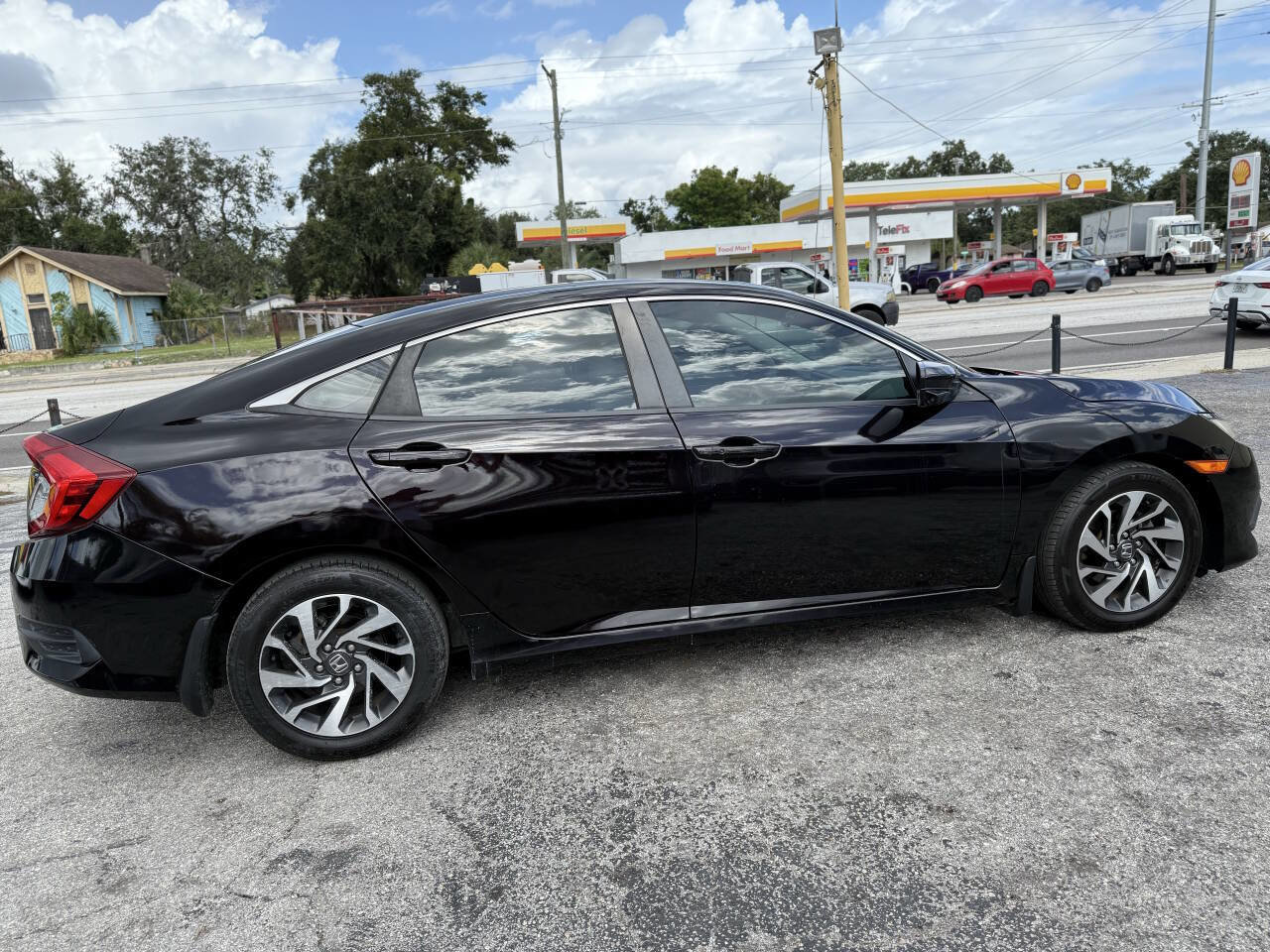 Used 2016 Honda Civic EX image 8