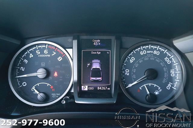 Used 2020 Toyota Tacoma TRD Off-Road w/ Technology Package image 17