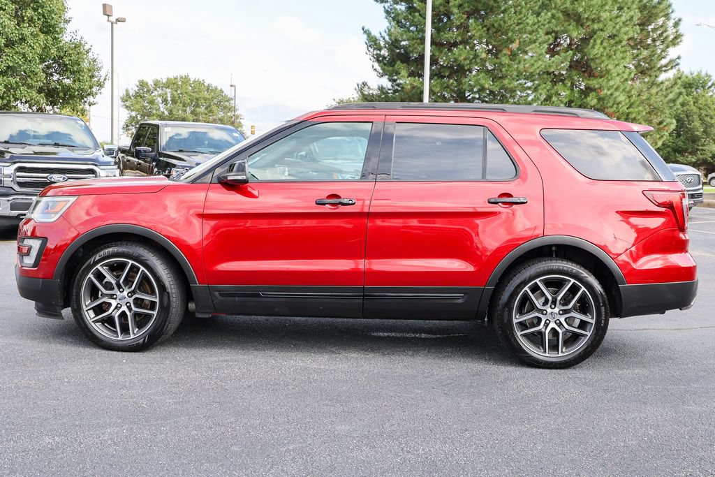 Used 2017 Ford Explorer Sport w/ Equipment Group 401A AWD/4WD image 20