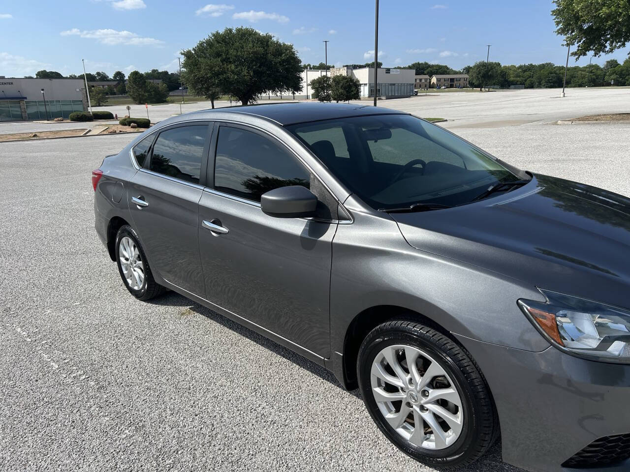 Used 2019 Nissan Sentra S w/ Appearance Package FWD image 9