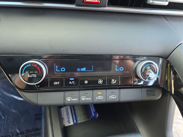 New 2025 Hyundai Elantra Blue image 23