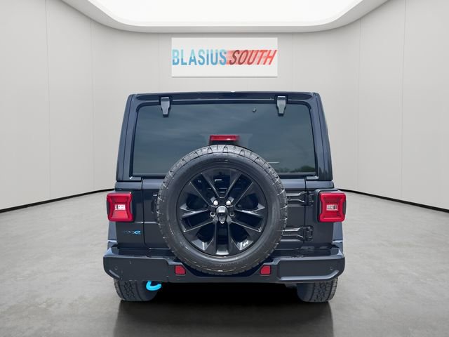 Used 2021 Jeep Wrangler Unlimited Sahara image 5