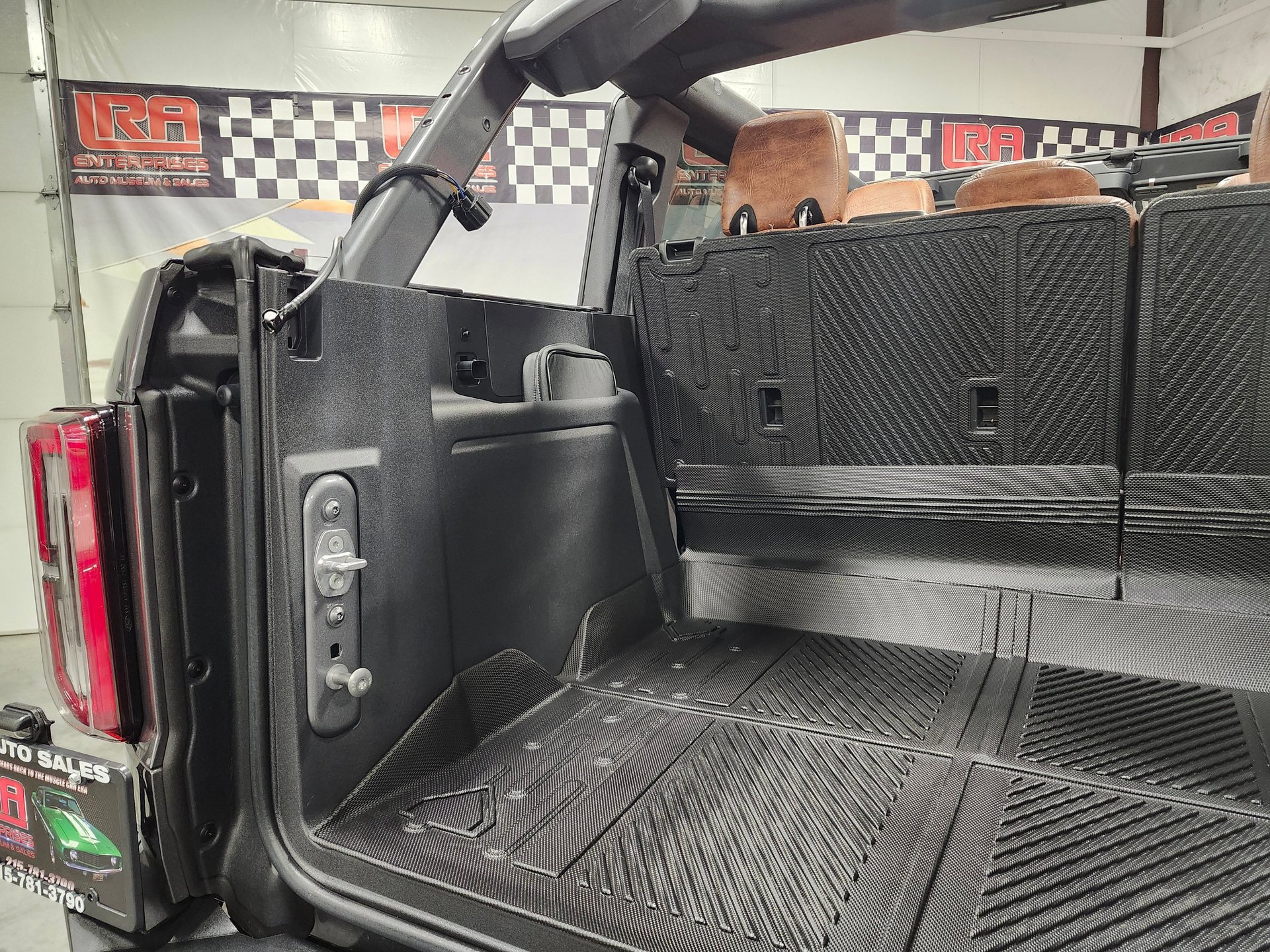 Used 2022 Ford Bronco Wildtrak image 32