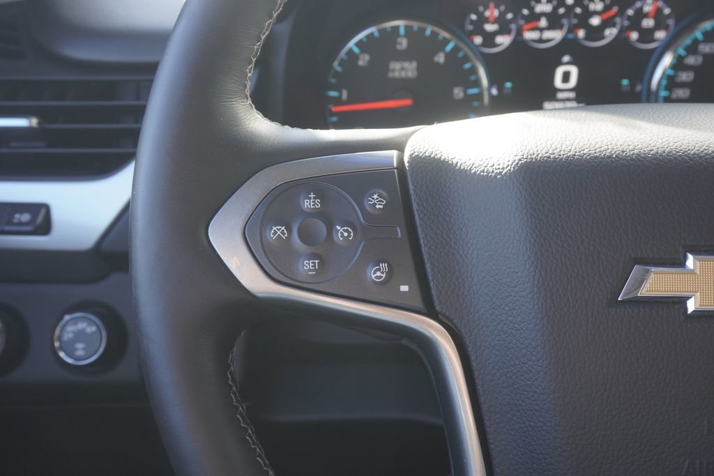 Used 2017 Chevrolet Suburban Premier image 12