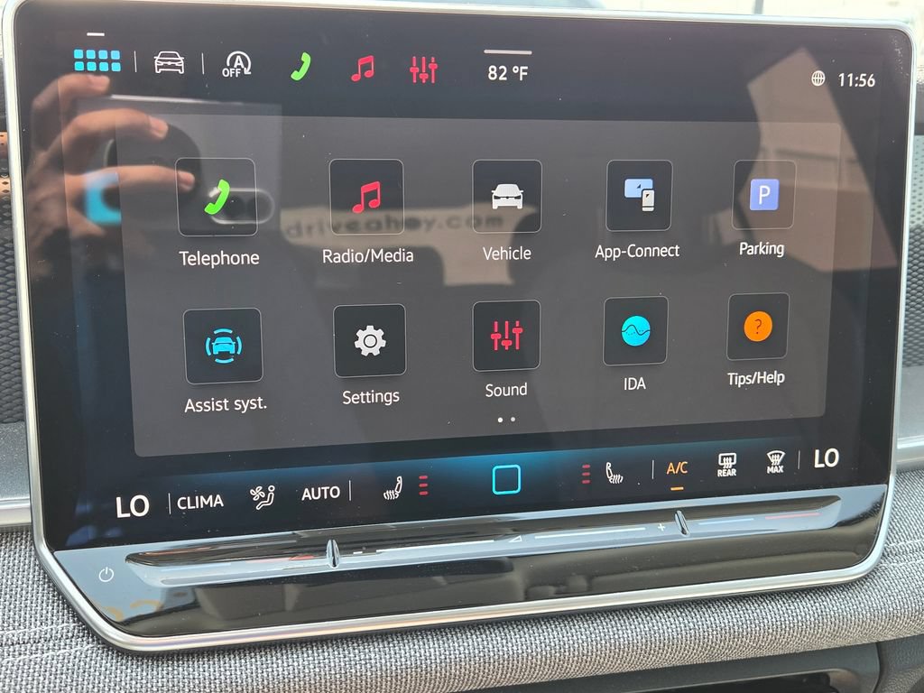Certified 2026 Volkswagen Tiguan S FWD image 21