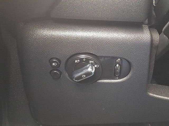 Used 2020 MINI Cooper S FWD image 28