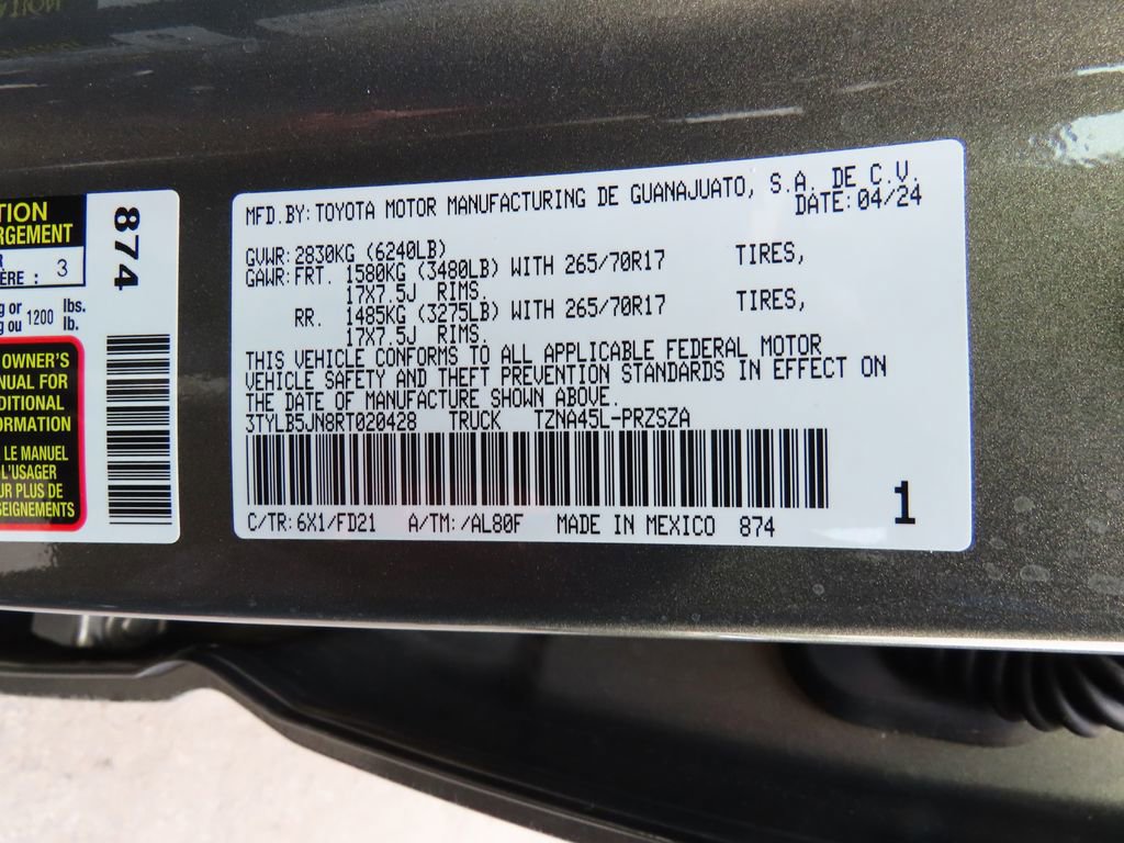 Used 2024 Toyota Tacoma TRD Off-Road image 43