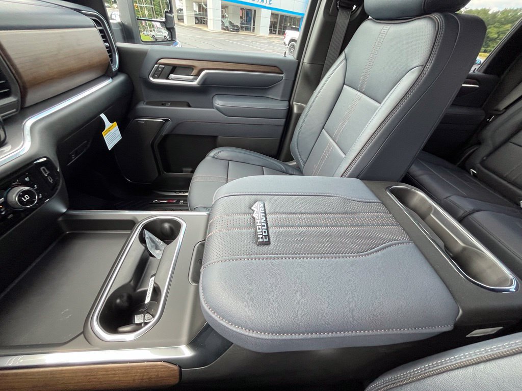 New 2026 Chevrolet Silverado 3500 High Country w/ High Country Premium Package AWD/4WD image 23