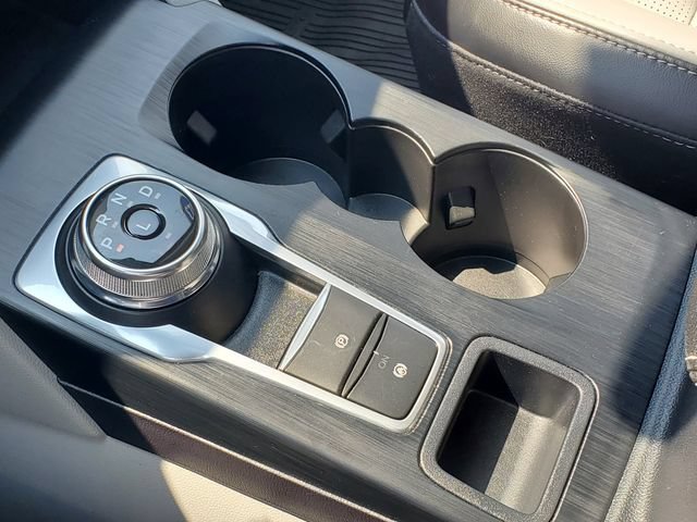 Certified 2023 Ford Escape Platinum FWD image 28