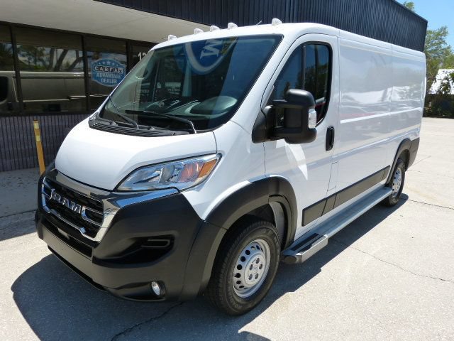 Used 2025 RAM ProMaster 2500 w/ U-Haul Equipment Group FWD image 2