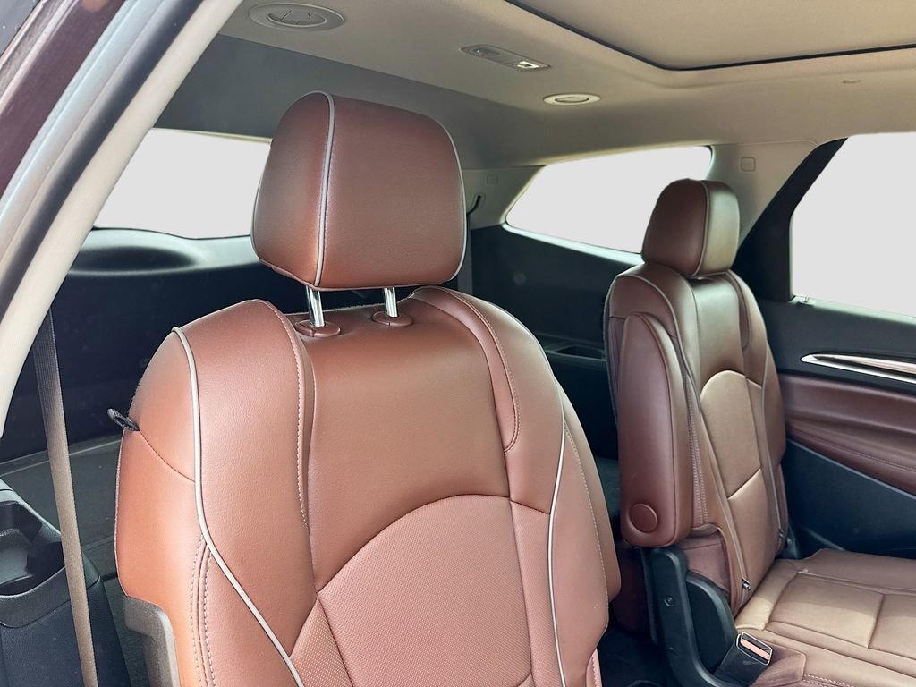 Used 2020 Buick Enclave Avenir w/ Avenir Technology Package image 26