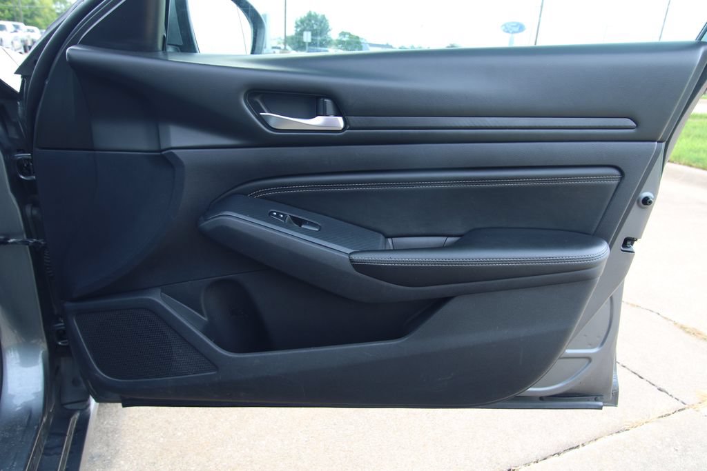 Used 2020 Nissan Altima 2.5 S FWD image 37