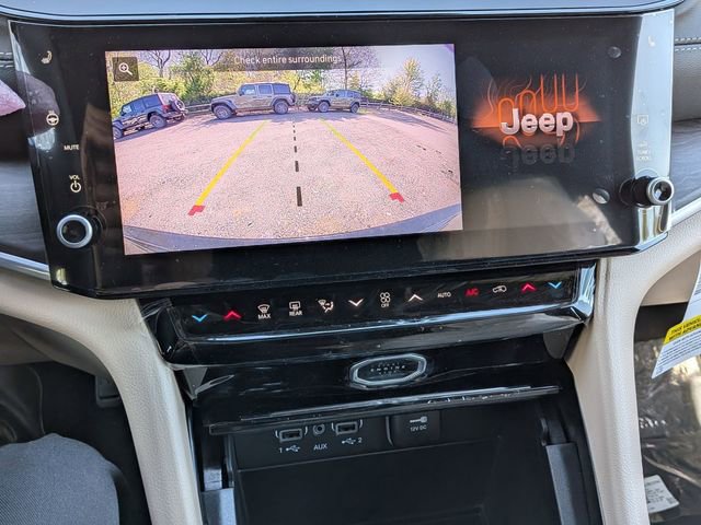 New 2026 Jeep Grand Cherokee Limited AWD/4WD image 25