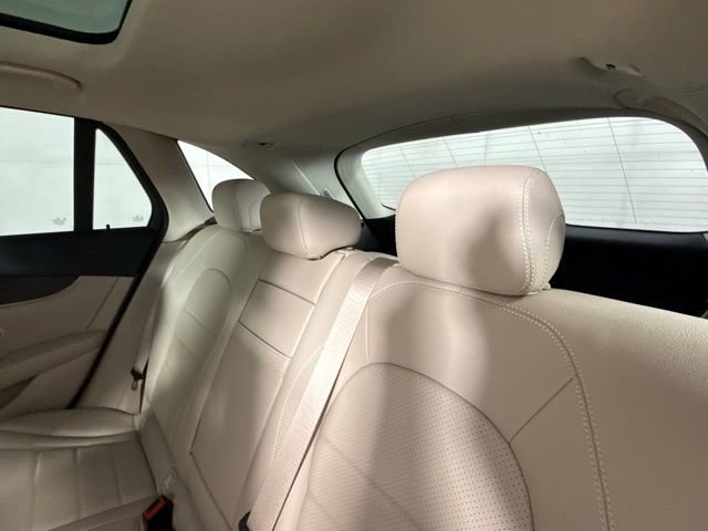 Used 2022 Mercedes-Benz GLC 300 4MATIC image 30