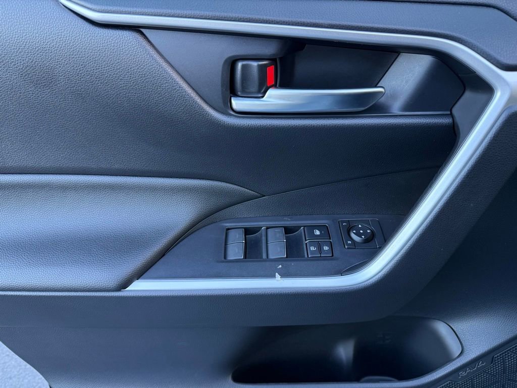 Certified 2025 Toyota RAV4 SE image 13