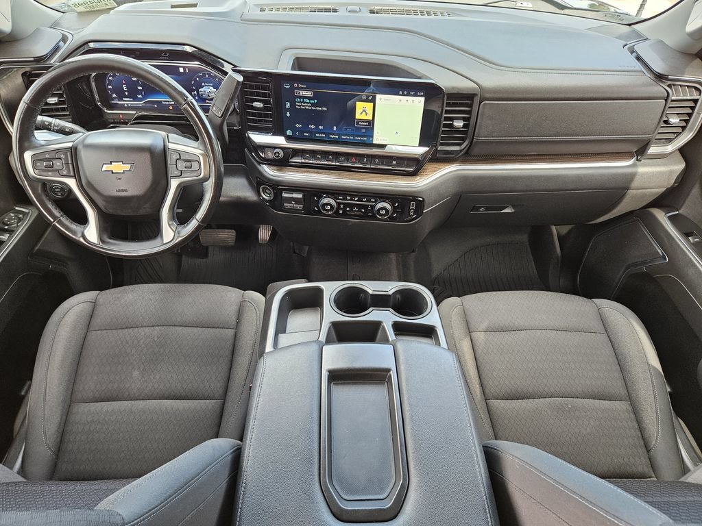 Used 2022 Chevrolet Silverado 1500 LT w/ Z71 Off-Road Package AWD/4WD image 33
