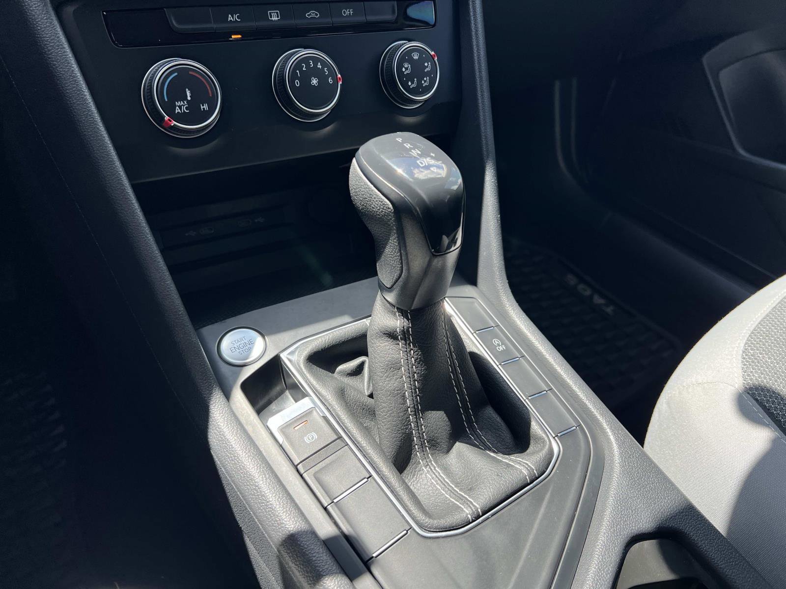 Used 2022 Volkswagen Taos S image 16