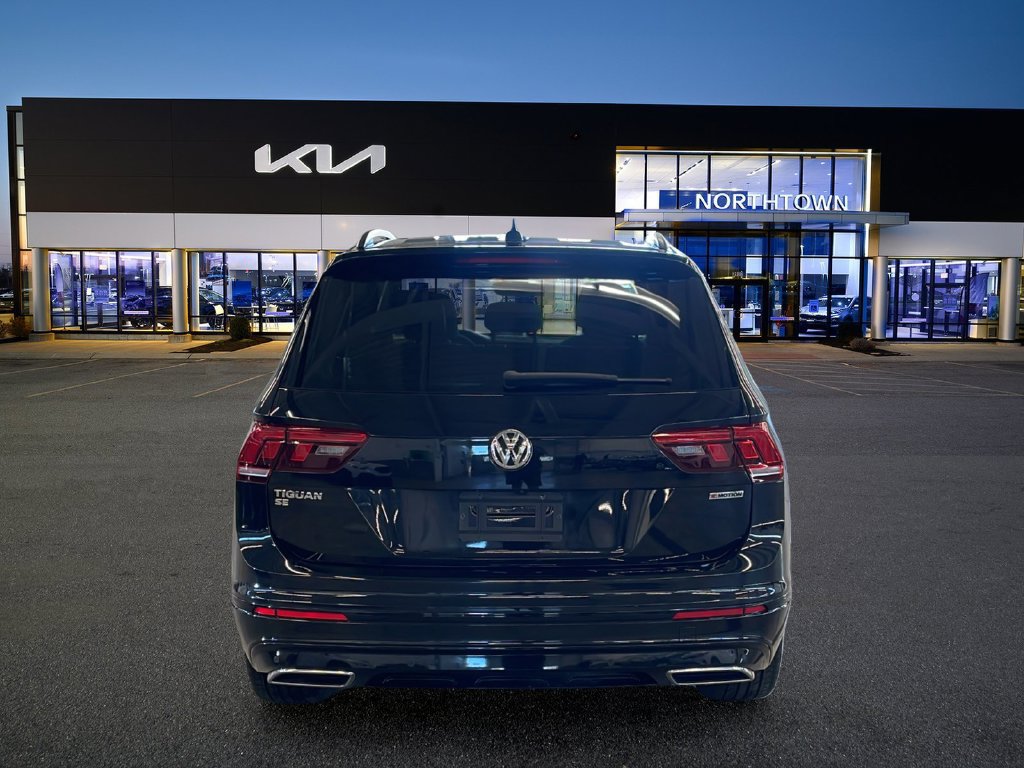 Used 2020 Volkswagen Tiguan SE R-Line AWD/4WD image 5