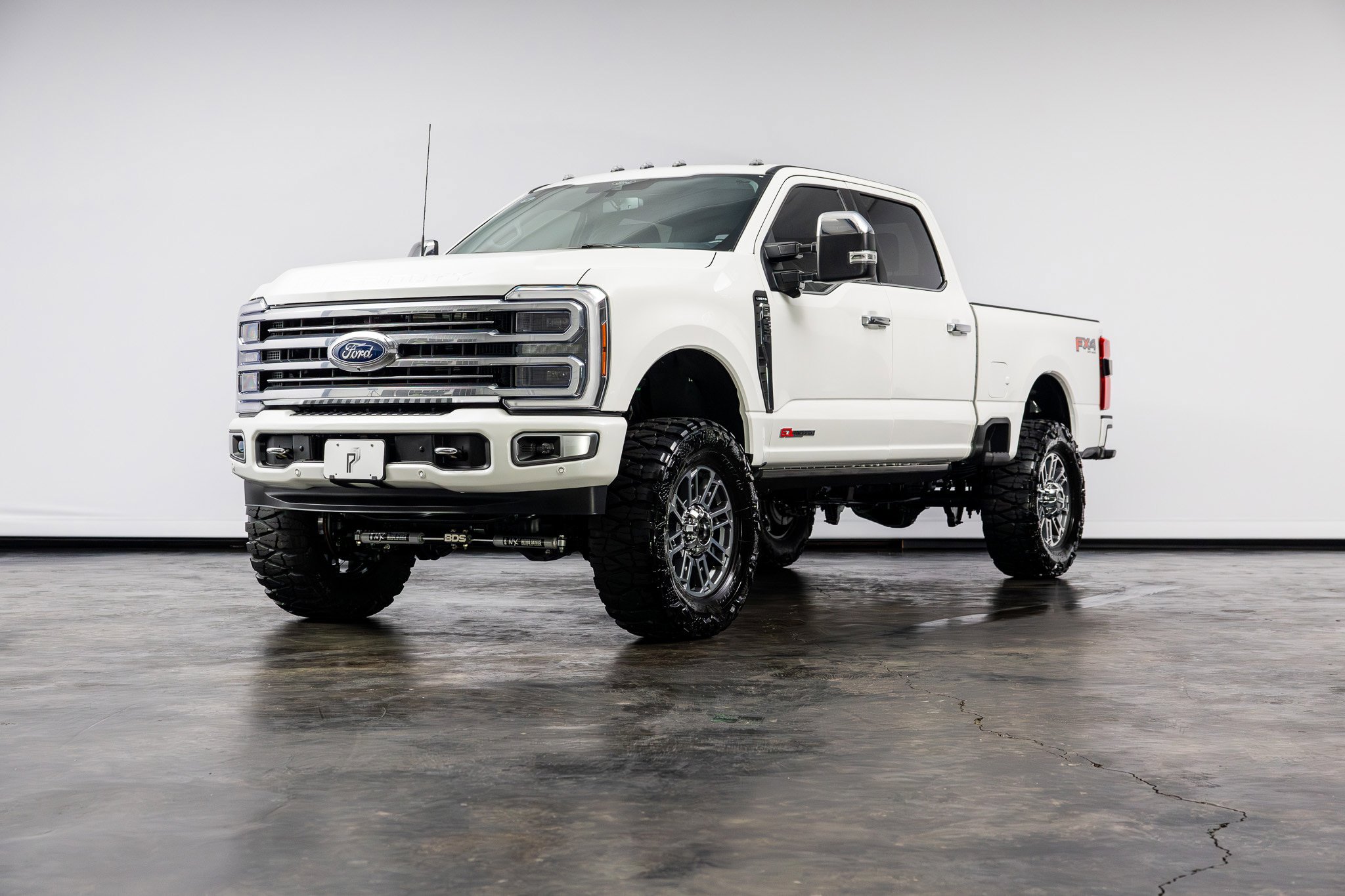 Used 2024 Ford F250 Limited w/ FX4 Off-Road Package AWD/4WD image 7