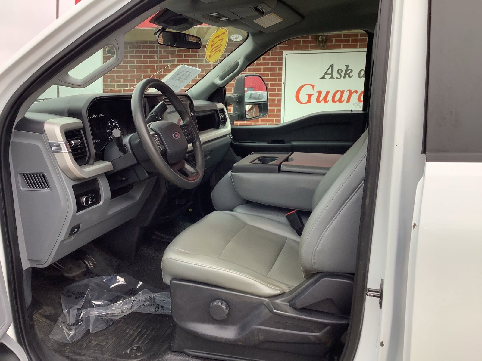 Used 2023 Ford F350 XL AWD/4WD image 8