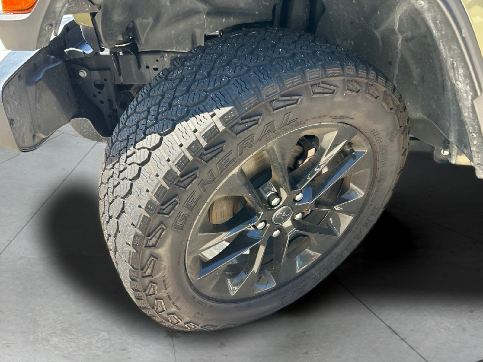 Certified 2025 Jeep Gladiator Sport AWD/4WD image 36