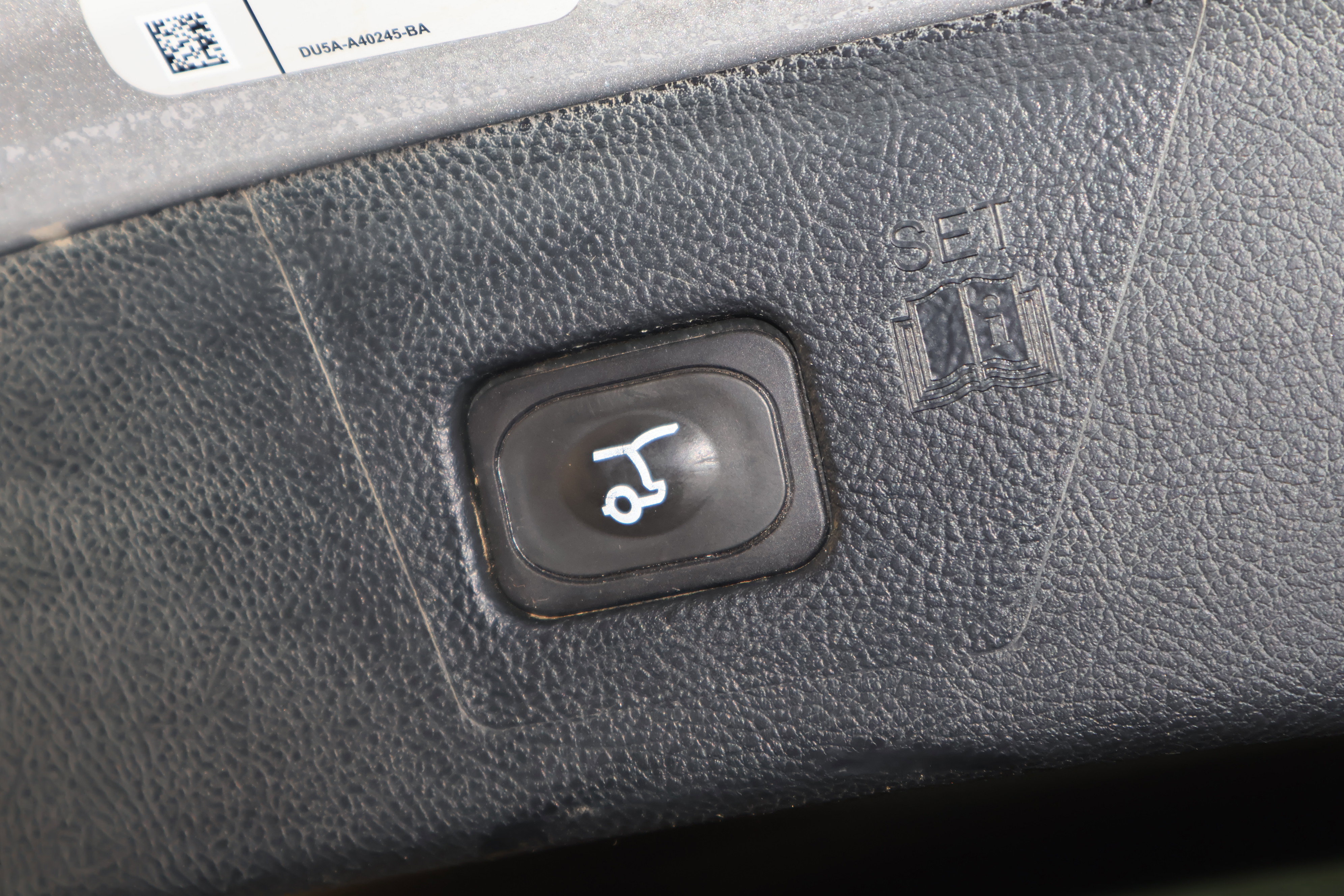 Used 2019 Ford Edge ST w/ Convenience Package image 52