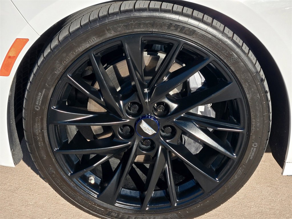 Used 2023 Cadillac CT5 V w/ Premium Package image 9