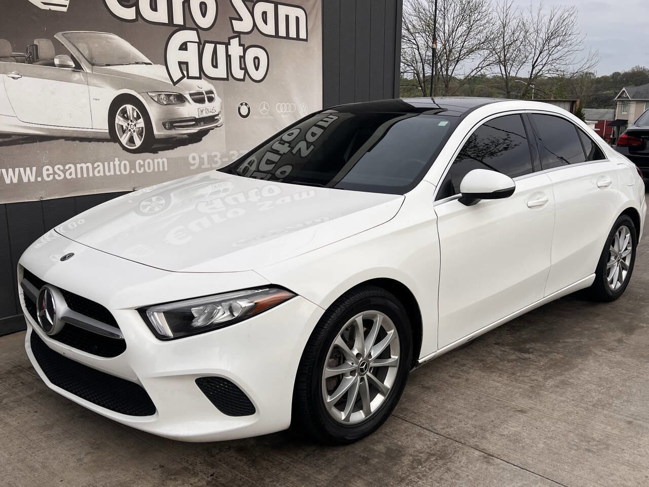 Used 2019 Mercedes-Benz A 220 image 1