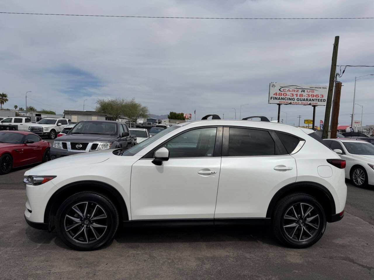 Used 2018 MAZDA CX-5 Touring w/ Preferred Equipment Package FWD image 4