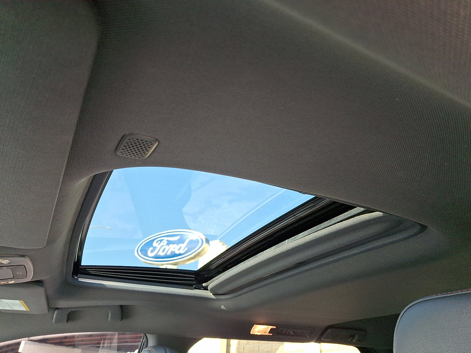 Used 2024 Toyota Sienna XSE w/ XSE Plus Package image 14