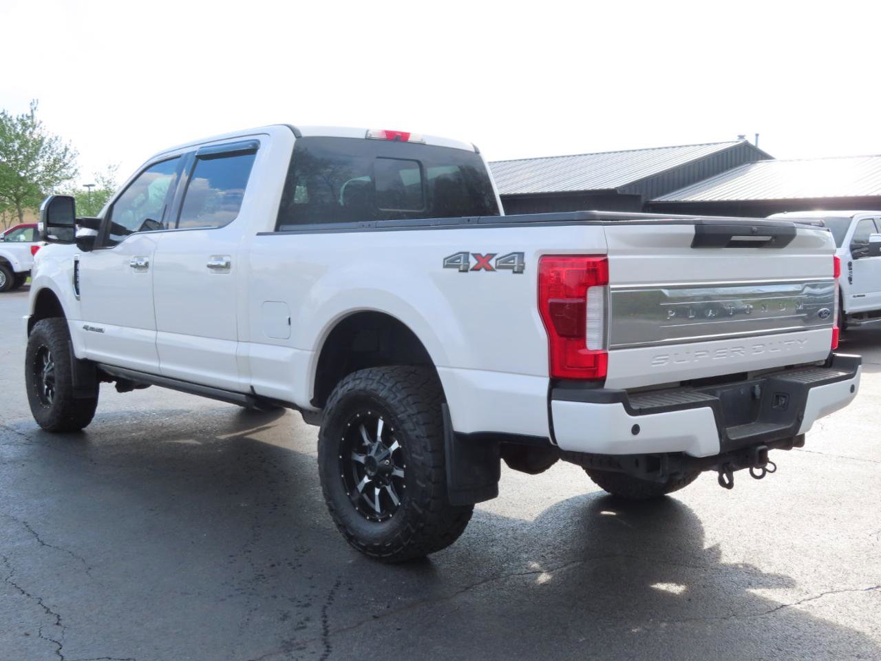Used 2017 Ford F250 Platinum w/ Platinum Ultimate Package AWD/4WD image 4