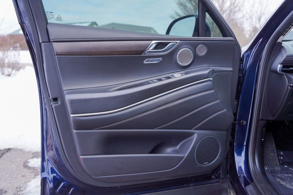 Used 2022 Genesis GV80 3.5T Advanced + w/ Cargo Package image 12