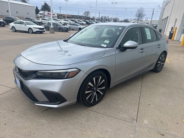 Used 2024 Honda Civic EX-L image 4