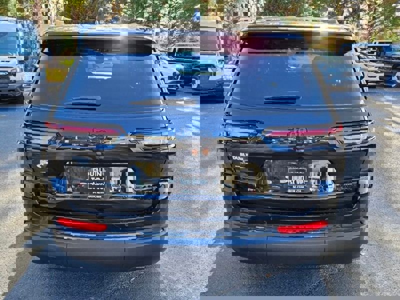 Used 2024 Jeep Grand Cherokee L Limited w/ Black Appearance Package image 13