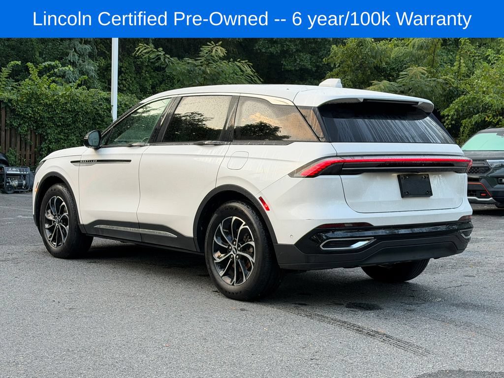 Used 2024 Lincoln Nautilus Premier w/ Equipment Group 102A AWD/4WD image 5