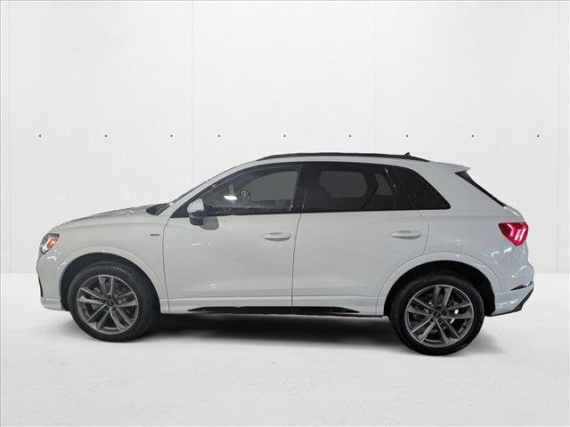 New 2025 Audi Q3 2.0T Premium w/ Black Optic Sport Package AWD/4WD image 9