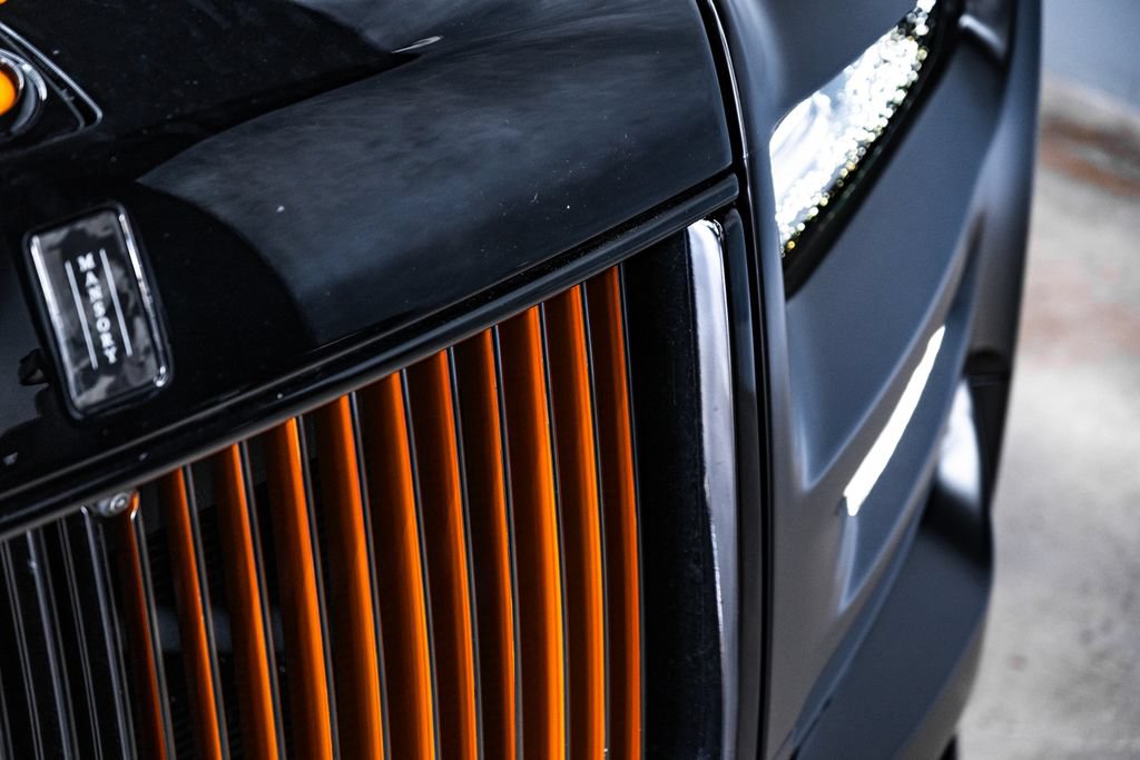 Used 2024 Rolls-Royce Phantom Sedan RWD image 21