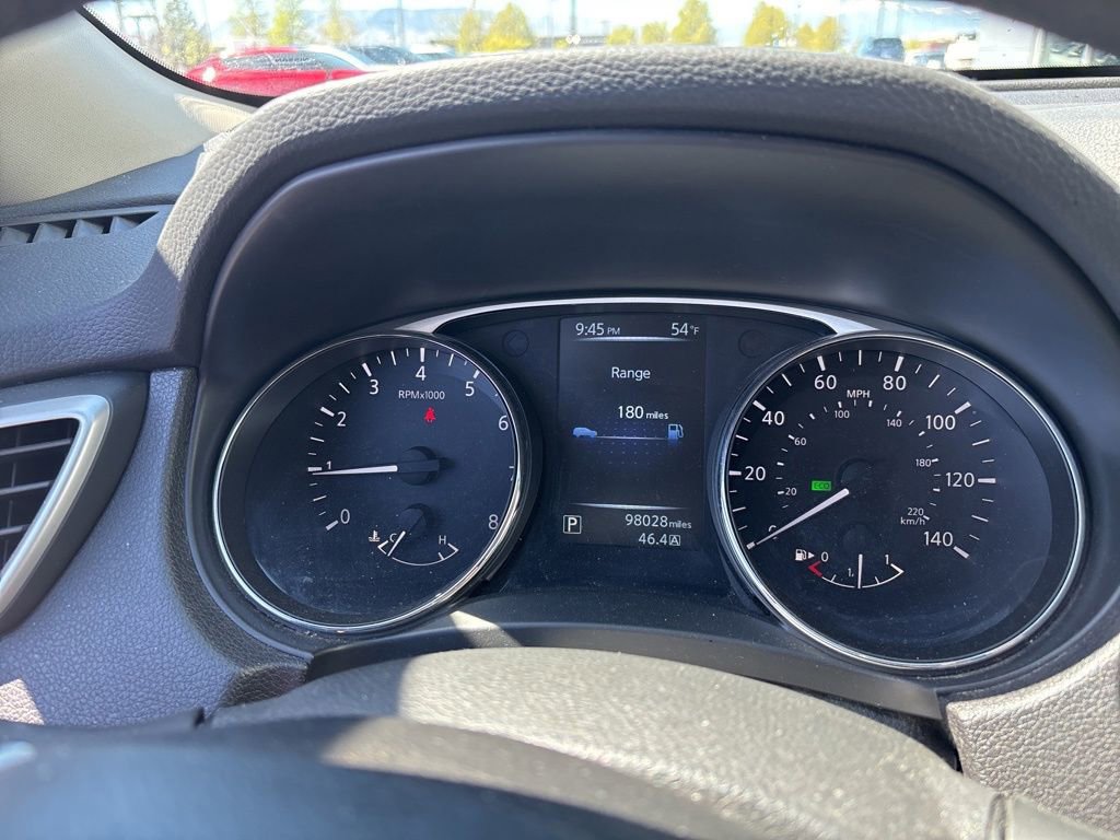 Used 2015 Nissan Rogue SV w/ SV Family Package image 10