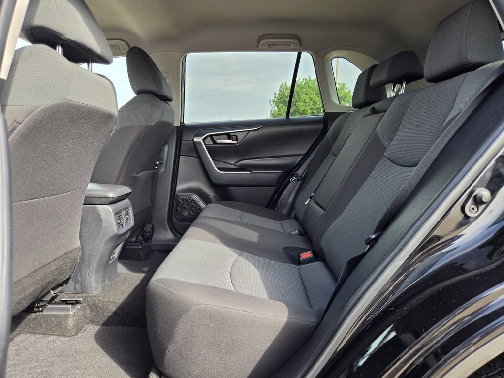 Used 2025 Toyota RAV4 XLE w/ Weather Package FWD image 29
