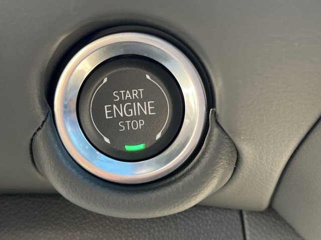 Used 2025 Chevrolet Tahoe Z71 w/ Comfort Package image 17