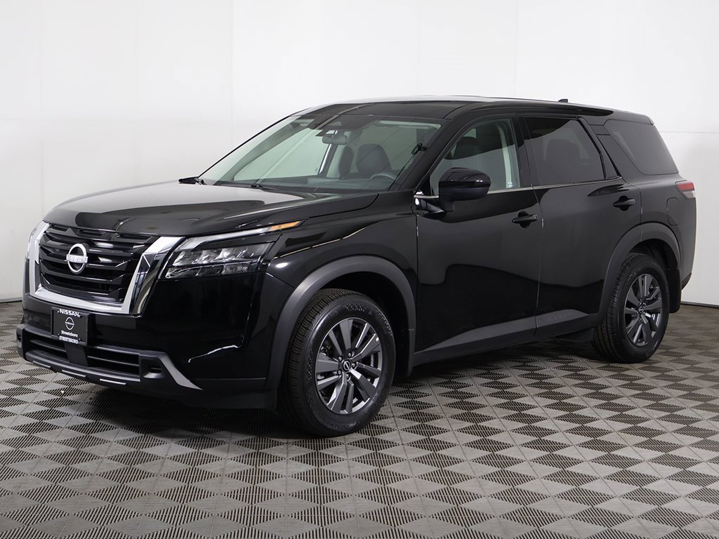 Used 2024 Nissan Pathfinder S image 5