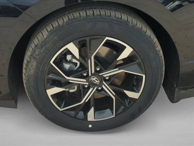 New 2025 Hyundai Sonata SEL FWD image 9